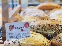 -BROAD面包路·欧式面包(龙湖时代C馆店)