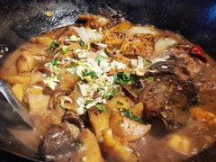 -山里屯铁锅炖(哈尔滨中央大街店)