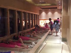 -丽池宫韩式汗蒸会馆(华灯坊店)
