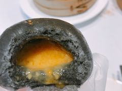 黑金流沙包-粤域茶餐厅