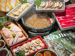 -蘑界·野生菌火锅(深业上城店)