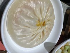 特色蟹粉汤包-穿蒸引鲜·嗲记(正大广场店)