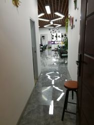 -V8潮牌·接发烫染连锁