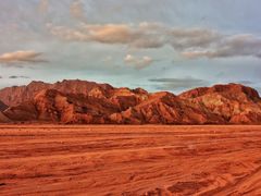 -天山神秘大峡谷