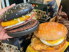 -麦当劳(假日广场店)