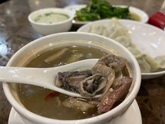 羊杂汤-周家大连水饺(美专校街店)