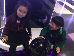 -上海JOYPOLIS环游嘉年华主题乐园