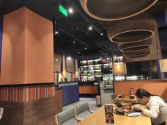 大堂-麦麦山云南菜(复地活力城店)