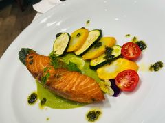 -théATRE茶聚场·餐厅(环球金融中心店)