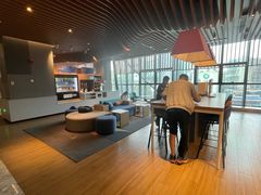 -珠海拱北口岸智选假日酒店