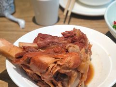金牌酱棒骨-上关雪東北菜(中房金谊店)