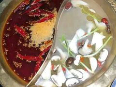 招牌麻辣锅底-渝利重庆火锅