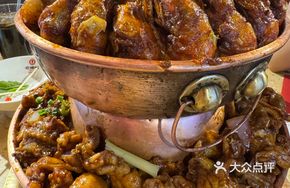 Spicy Shrimp and Frog Stir-fry