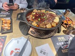 -吞鱼兽麻辣烤鱼(万达店)
