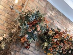 -FLOVIE FLORIST CAFE