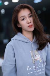 -变画·发型STUDIO