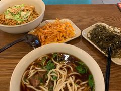 -李先生牛肉面大王(上海站南广场店)
