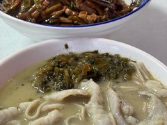 -明呈黄鱼面馆(斜土路店)