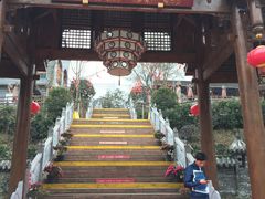 -楠柏弯休闲山庄(梨花溪店)