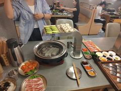 -围炉肉舍•炭烤活鳗•丹东海鲜烤肉(步行街店)