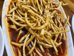 凉拌折耳根-弓虽昌焖烧鸡(大竹林店)