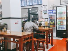 大堂-旺泉餐饮店·清真牛肉面馆