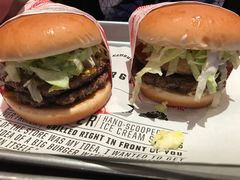 -FATBURGER 特富客汉堡(外交公寓店)