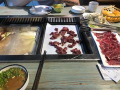 -犇牛记·鲜牛肉火锅