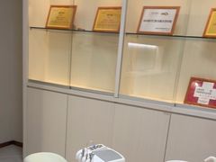 -登特口腔医院(鼓楼东街口店)