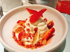 草莓慕斯-阿妮叶李(光谷世界城店)