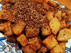 -包整·丝娃娃(一览甲秀楼风景店)