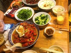 -琥珀老六龙虾(四里河店)