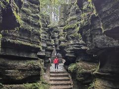 -梭布垭石林景区