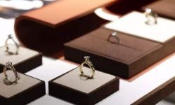 -周大福CHOW TAI FOOK(南京东路永安百货店)