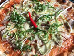 北京烤鸭披萨-JINNS锦时 steak&pizza(浸信会礼拜堂旧址店)