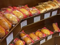 -红宝石·鲜奶小方·海派西点房(金杨店)