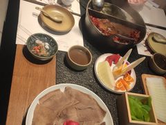 四季草本鸳鸯锅-盡膳口福跷脚牛肉火锅(北美新天地店)