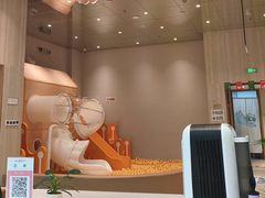 -龙格亲子游泳·水育早教运动中心(绿宝中心)