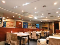 大堂-小六汤包砂煲菜(文景路店)