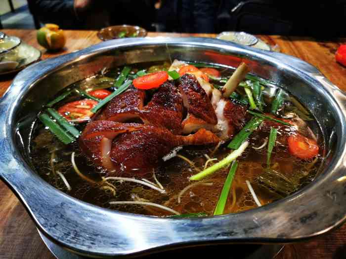 云客轩扎佐蹄膀-"赶飞机路过这个 亲爱的说很好吃 就进来啦.