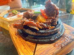 石锅牛仔骨-龙凤点心·饼家(松岗店)