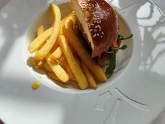 -AZUR聚(香格里拉饭店)