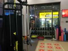 -思迈威健身(积玉桥万达店)