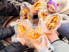 -老鼓楼麻辣烫夹馍