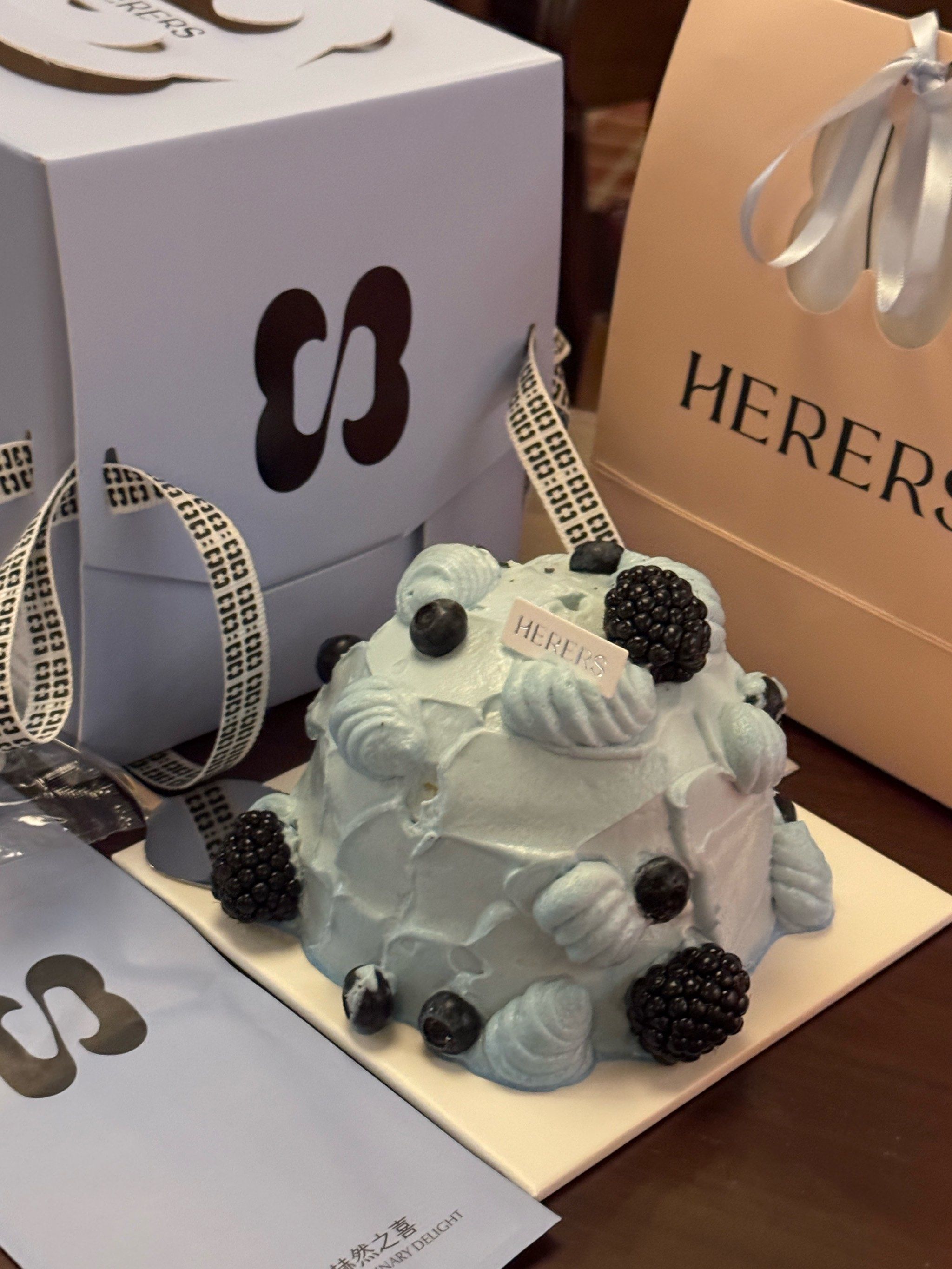 ins风蛋糕!太适合送朋友啦!生日秒出片!