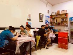 -阿隆煲店(秀仁苑店)