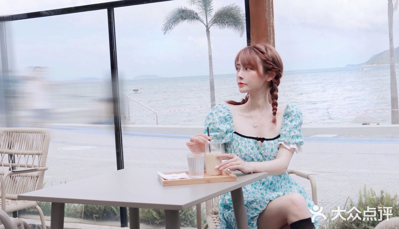 探店OOTD | 面朝大海独栋咖啡厅🌊Chan.Lee