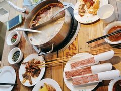 -蒙肥羊·酸汤潮牛·鲜牛肉火锅烤肉自助(岗顶店)