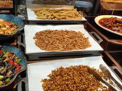 -雍容荟帝王蟹活龙虾展台自助(IFS黑金店)