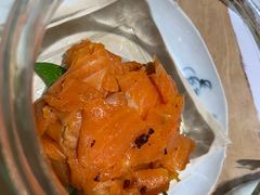 老干妈烟熏三文鱼-小大董·烤鸭(凤凰汇店)